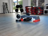 Reinigung eines Fitnessstudios mit avitea Industrieservice