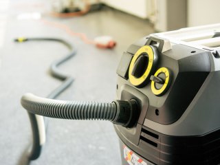 Reinigung einer Industrieanlage mit avitea Industrieservice