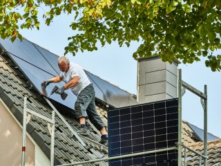 Montage einer PV-Anlage