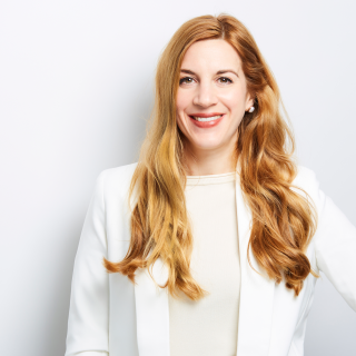 Ihre Ansprechpartnerin bei avitea Industrieservice