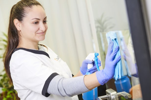 Reinigungsarbeiten von avitea Industrieservice