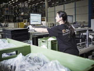 Product scan on the assembly line