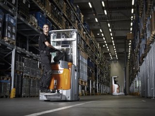 LSC Staplerfahrerin von avitea Industrieservice