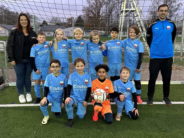 Teamfoto der E2-Jugend des TUS Lipperode