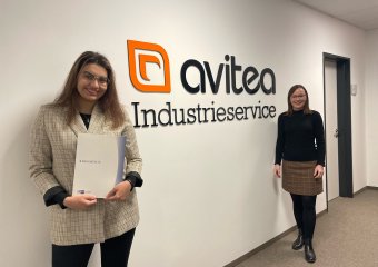 Abschluss einer Mitarbeiterin von avitea Industrieservice